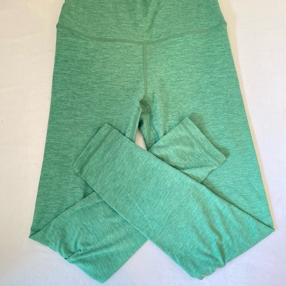 Peachy Women's Green Leggings - Picture 4 of 11